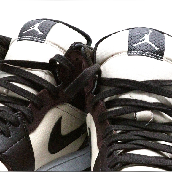 Air Jordan 1 Mid SE 'Paris YMCA' - Picture 5 of 9